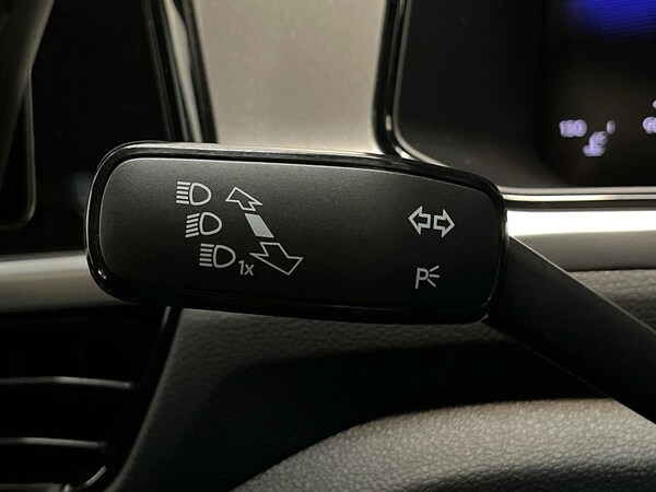 Used Volkswagen T-Roc 2025 for sale - 75490989: Photo 29