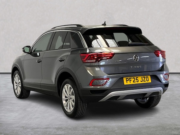 Used Volkswagen T-Roc 2025 for sale - 75490989: Photo 2