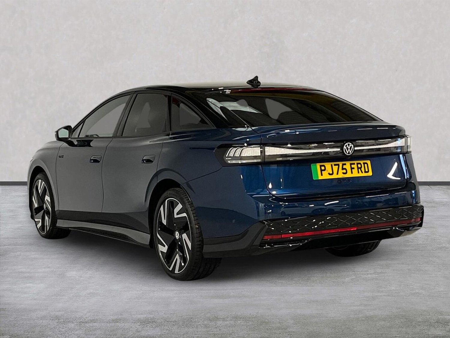 Used Volkswagen ID.7 2025 for sale - 78195792: Photo 2