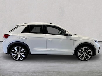 Used Volkswagen T-Roc 2023 for sale - 78274005: Photo