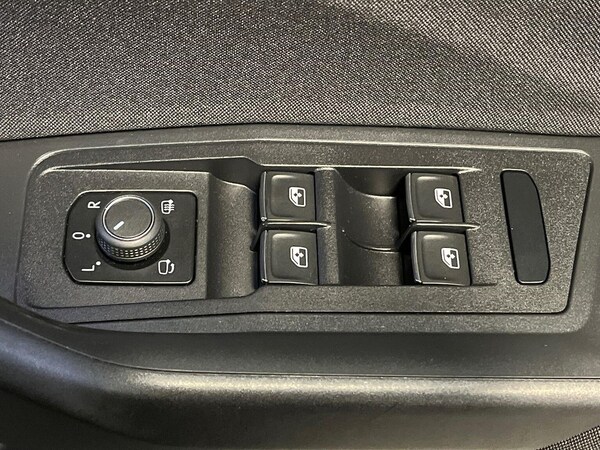 Used Volkswagen T-Roc 2021 for sale - 76237091: Photo 21