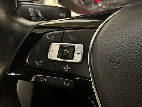 Used Volkswagen T-Roc 2021 for sale - 76237091: Photo 27
