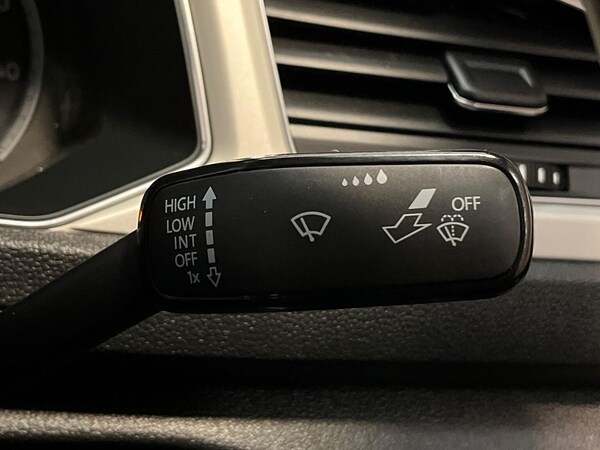 Used Volkswagen T-Roc 2021 for sale - 76237091: Photo 28