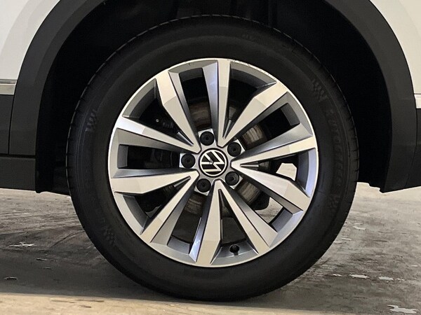Used Volkswagen T-Roc 2021 for sale - 76237091: Photo 6