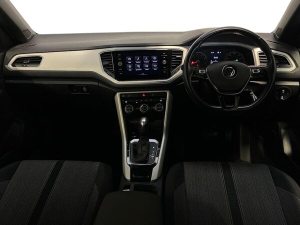 Used Volkswagen T-Roc 2021 for sale - 76237091: Photo 8