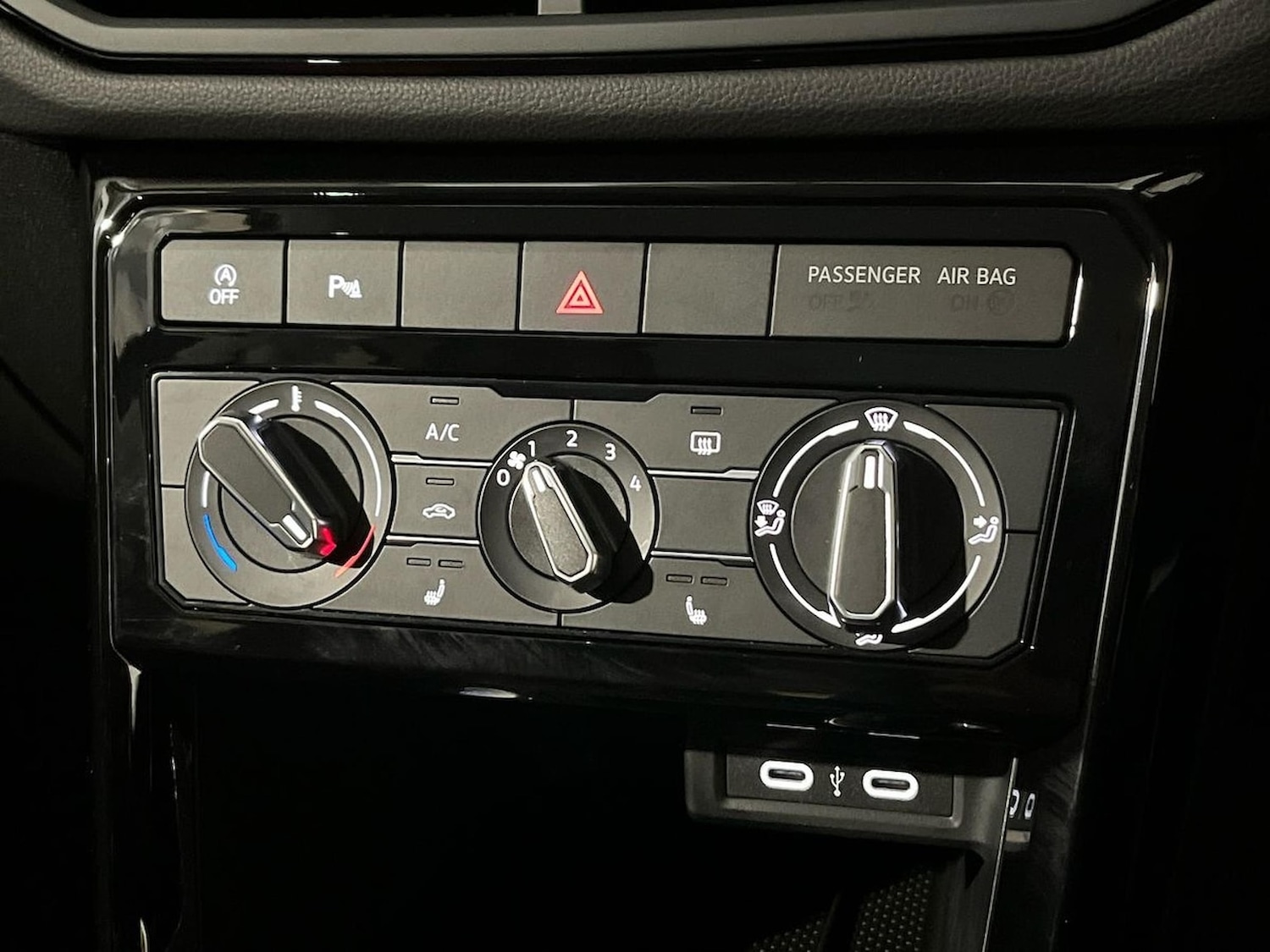 Used Volkswagen T-Cross 2026 for sale - 78195884: Photo 12