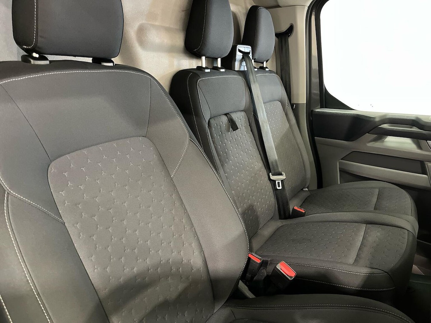 Used Ford Transit Custom 2024 for sale - 77837058: Photo 16