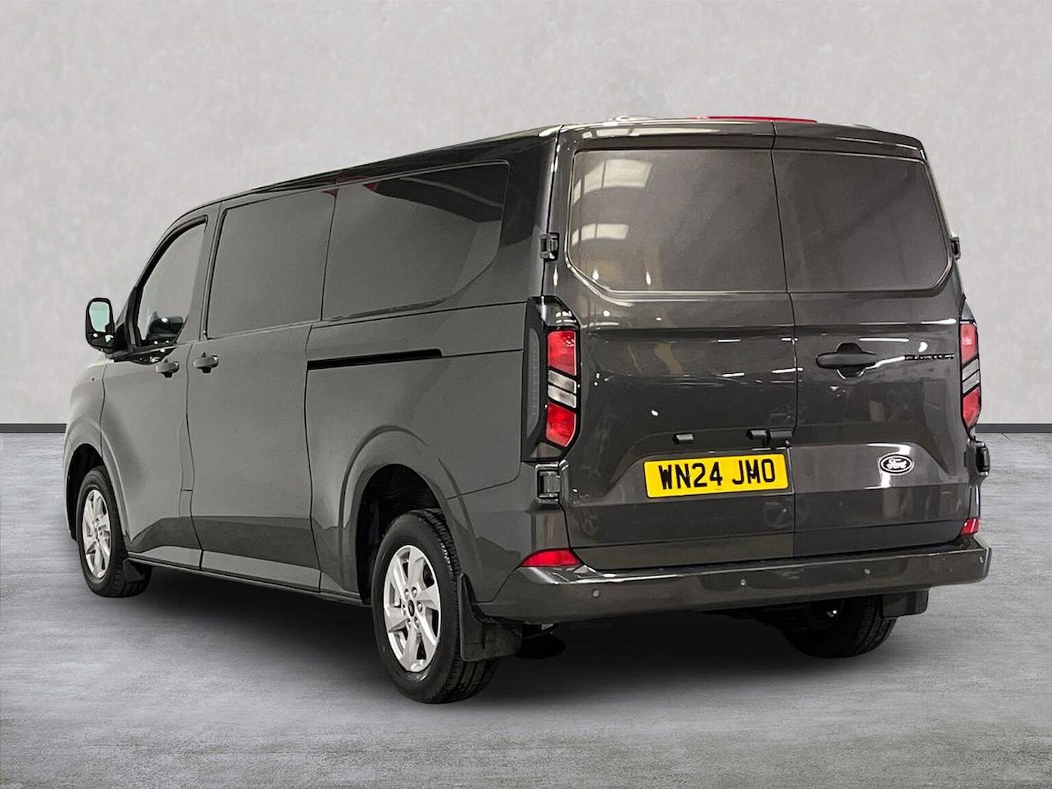 Used Ford Transit Custom 2024 for sale - 77837058: Photo 2