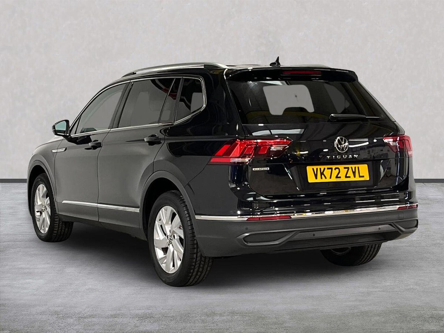 Used Volkswagen Tiguan Allspace 2022 for sale - 76911194: Photo 2