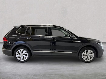 Used Volkswagen Tiguan Allspace 2022 for sale - 76911194: Photo