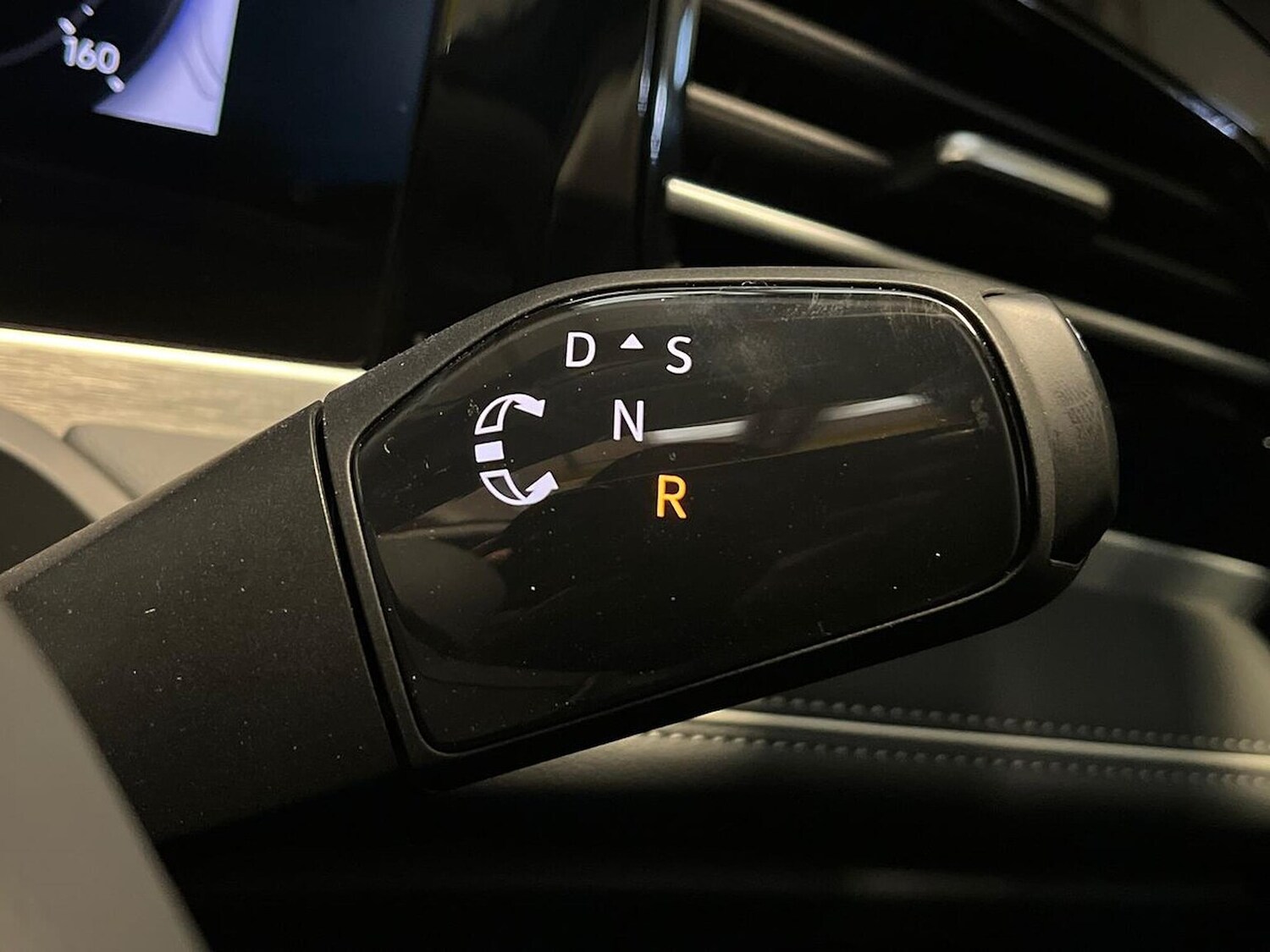 Used Volkswagen Passat 2025 for sale - 76057913: Photo 28