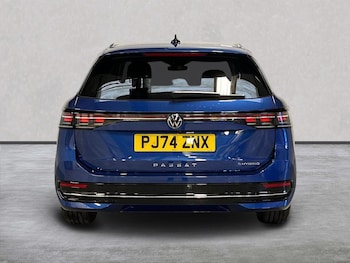 Used Volkswagen Passat 2025 for sale - 76057913: Photo 4
