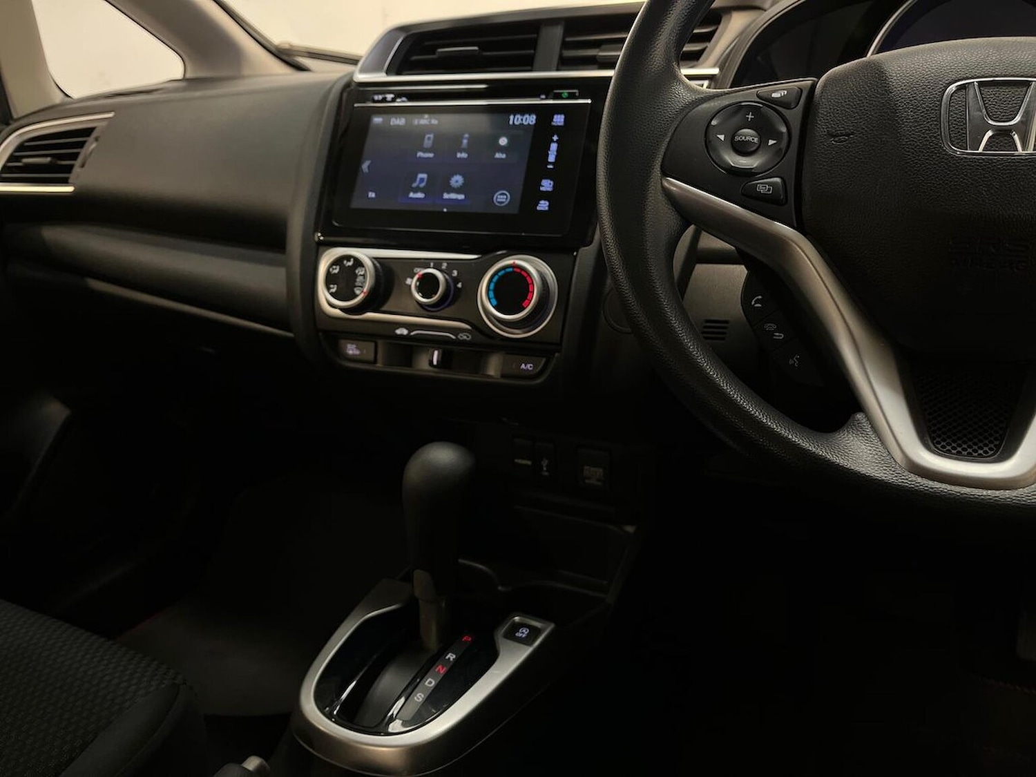 Used Honda Jazz 2018 for sale - 76379276: Photo 13