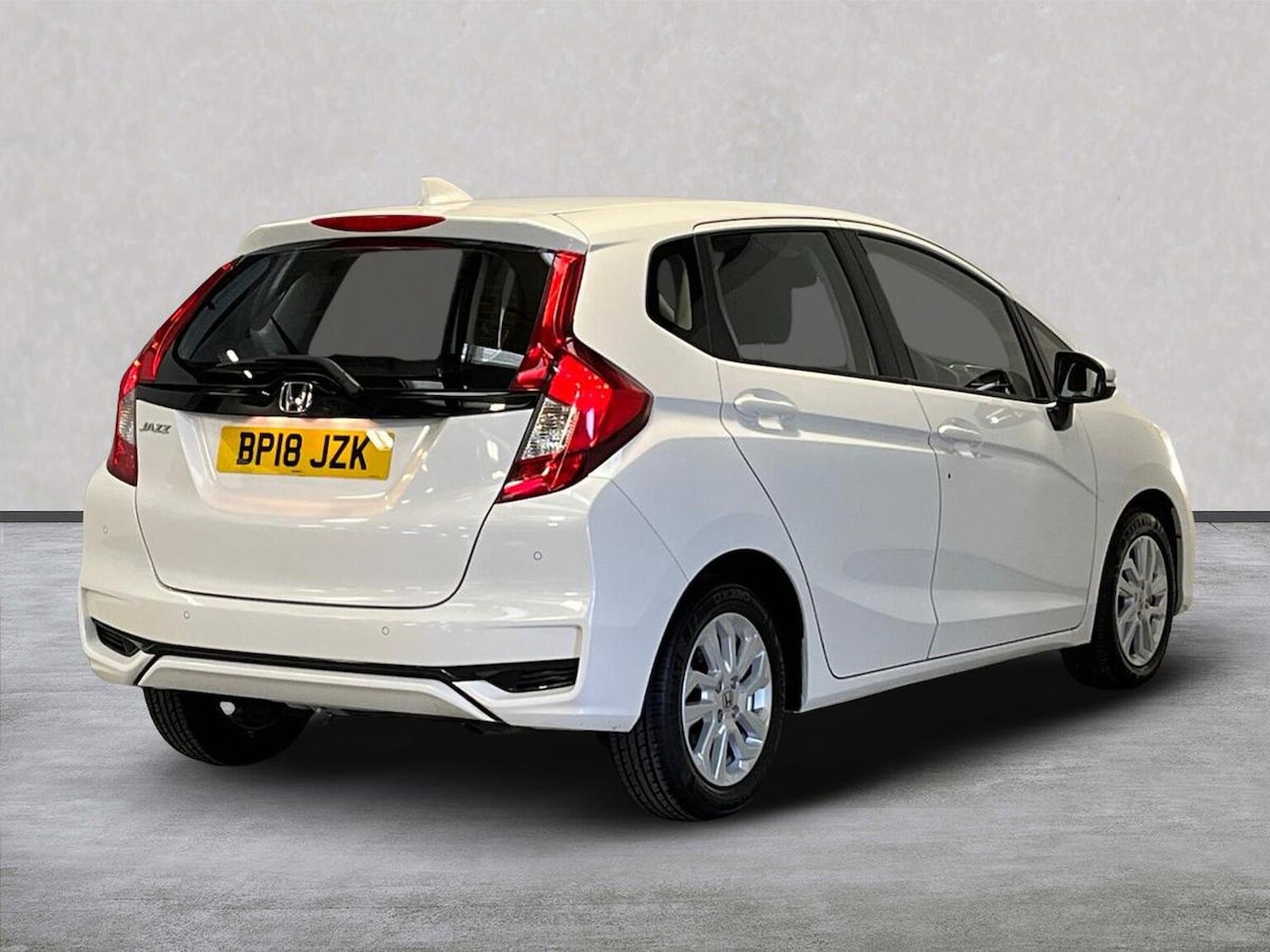 Used Honda Jazz 2018 for sale - 76379276: Photo 18