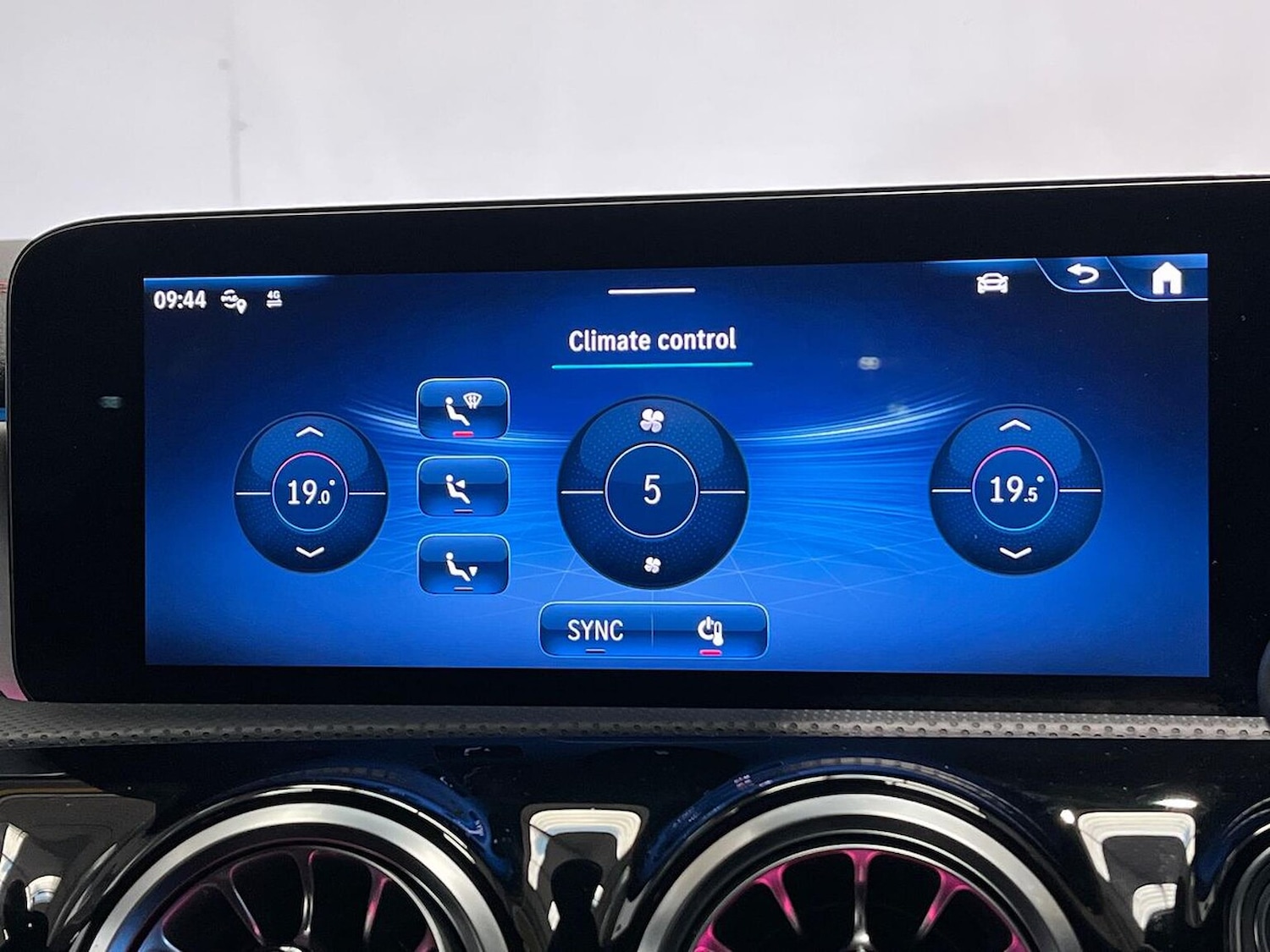 Used Mercedes-Benz CLA 2023 for sale - 78195882: Photo 12