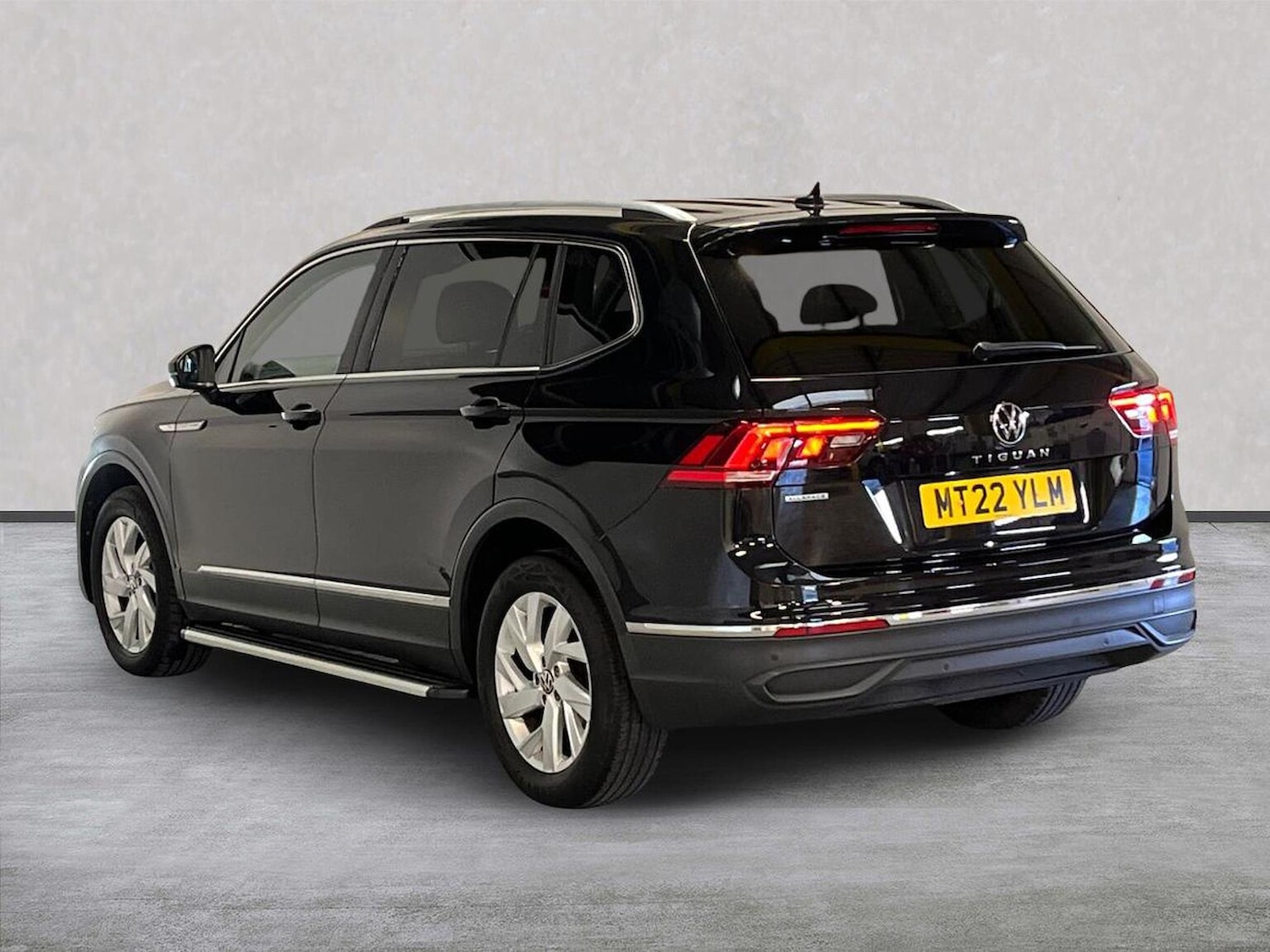 Used Volkswagen Tiguan Allspace 2022 for sale - 76565502: Photo 2