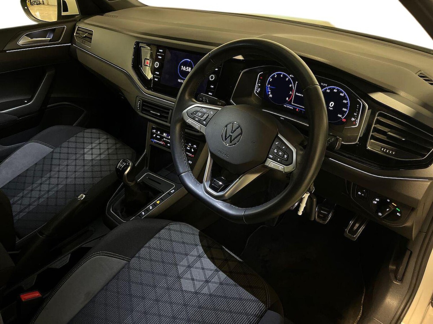 Used Volkswagen Taigo 2022 for sale - 76932258: Photo 15