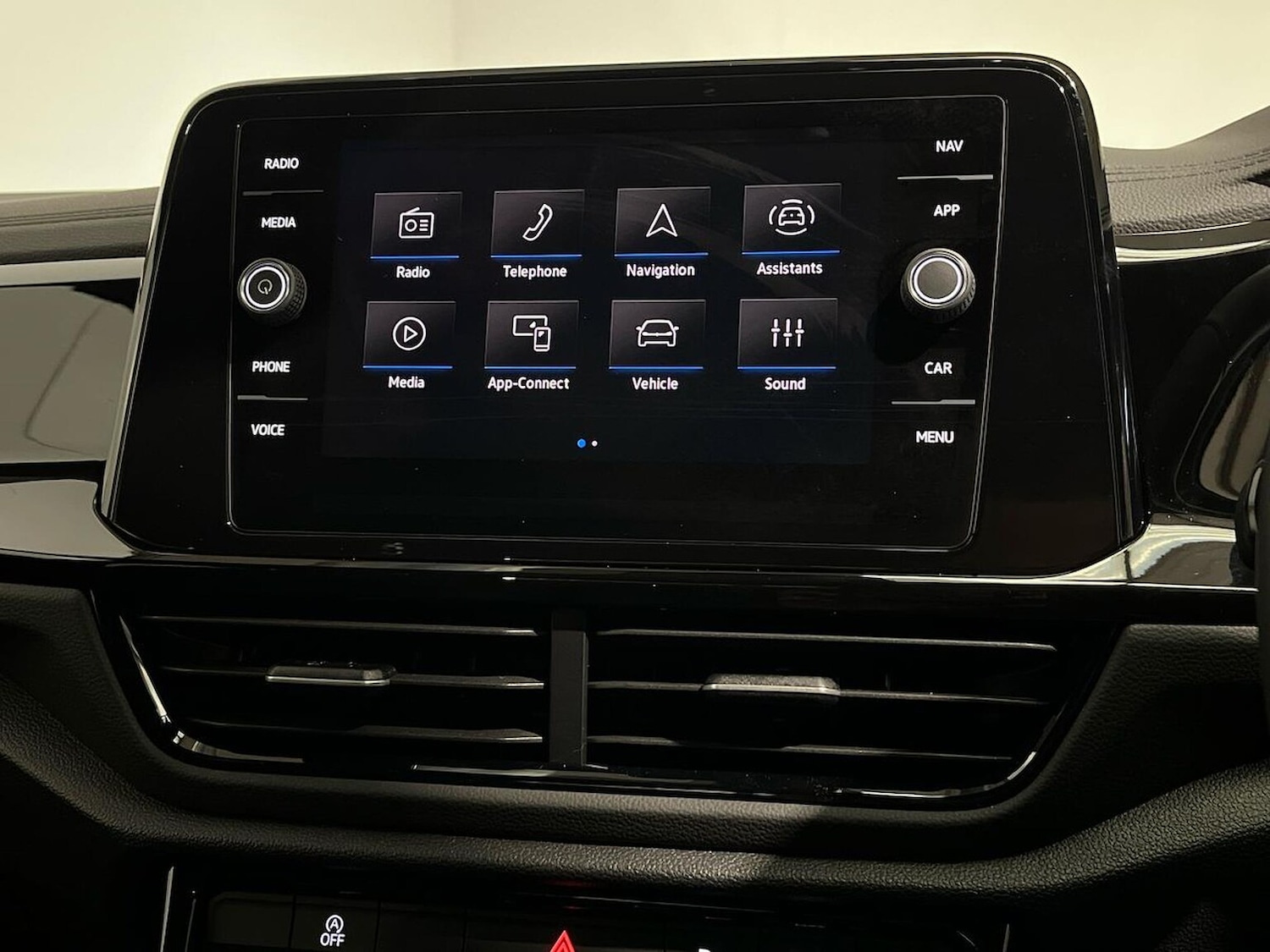 Used Volkswagen T-Roc 2026 for sale - 77715380: Photo 11