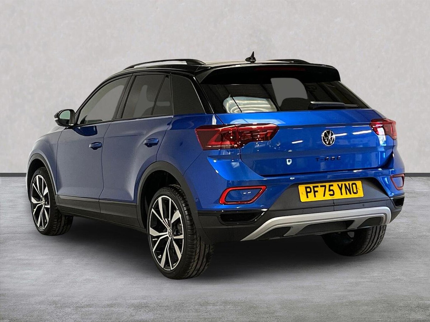 Used Volkswagen T-Roc 2026 for sale - 77715380: Photo 2