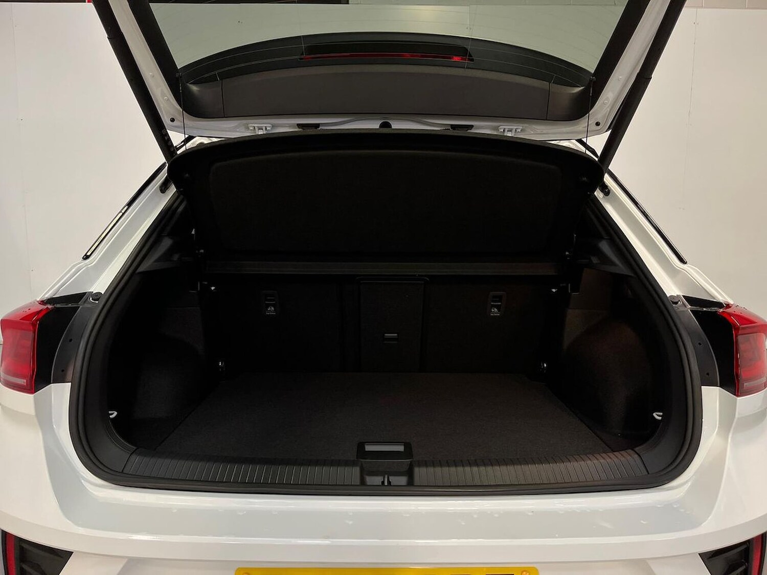 Used Volkswagen T-Roc 2025 for sale - 77488301: Photo 17