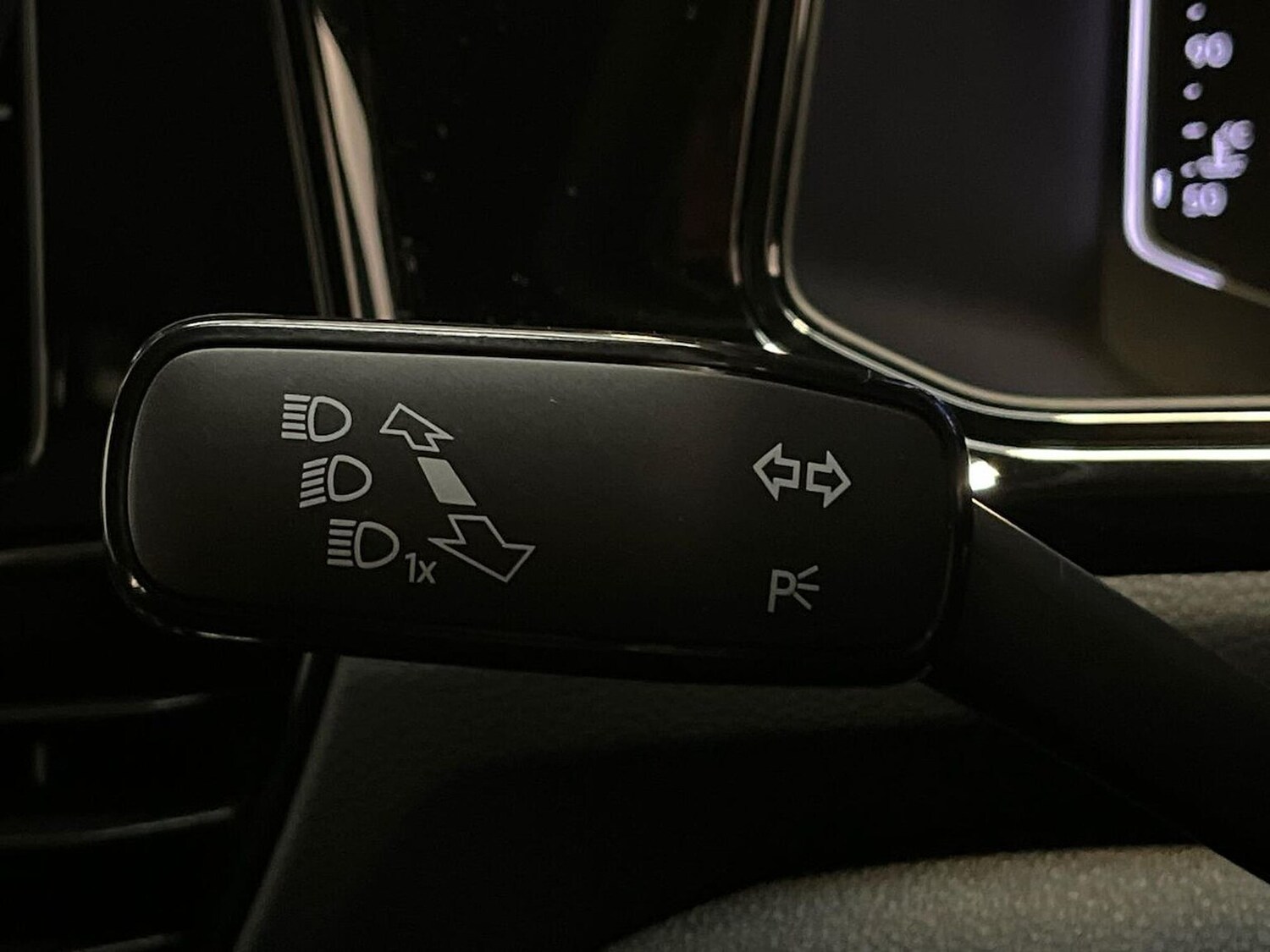 Used Volkswagen T-Roc 2025 for sale - 77488301: Photo 29