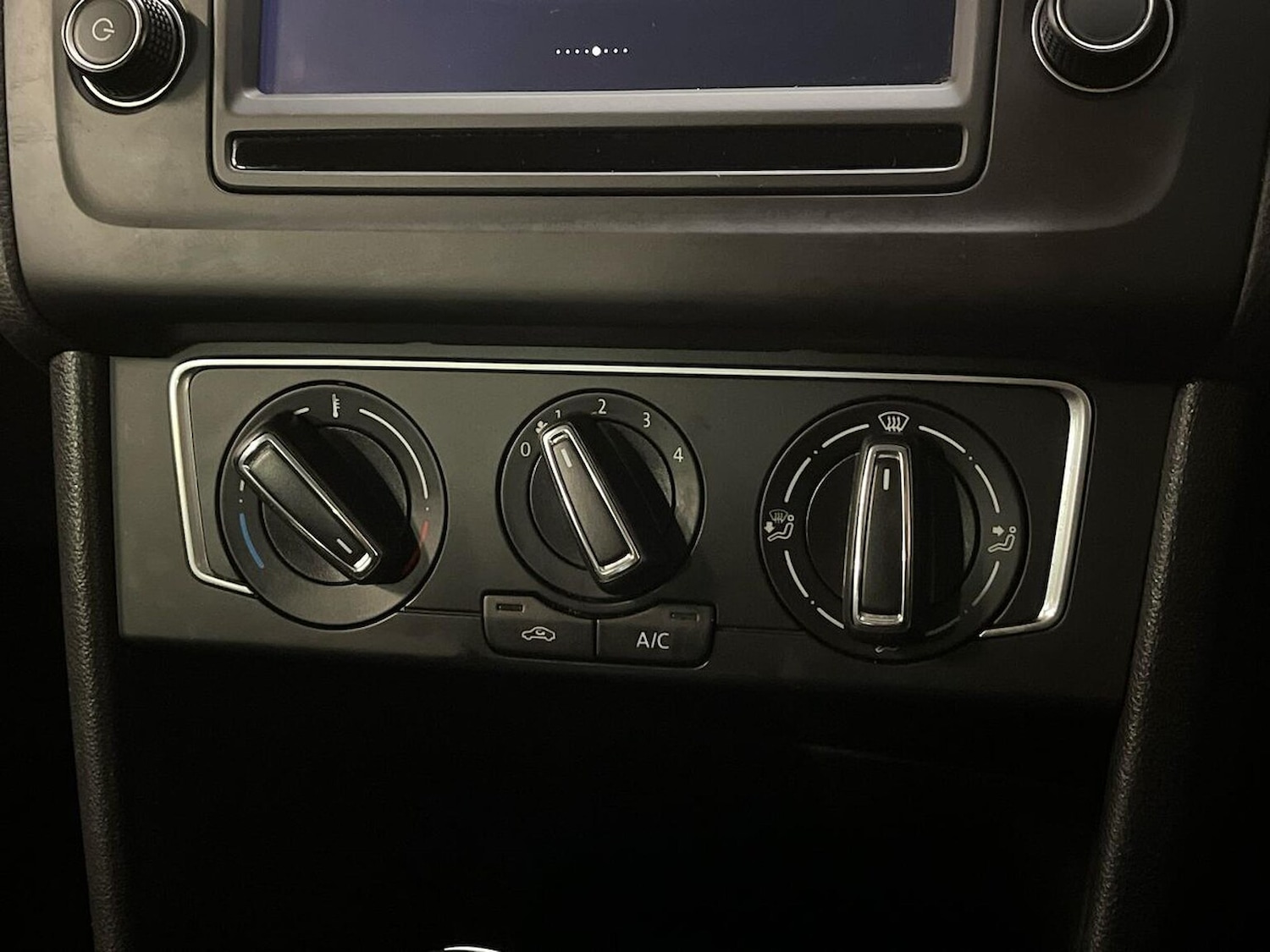 Used Volkswagen Polo 2017 for sale - 76455317: Photo 12