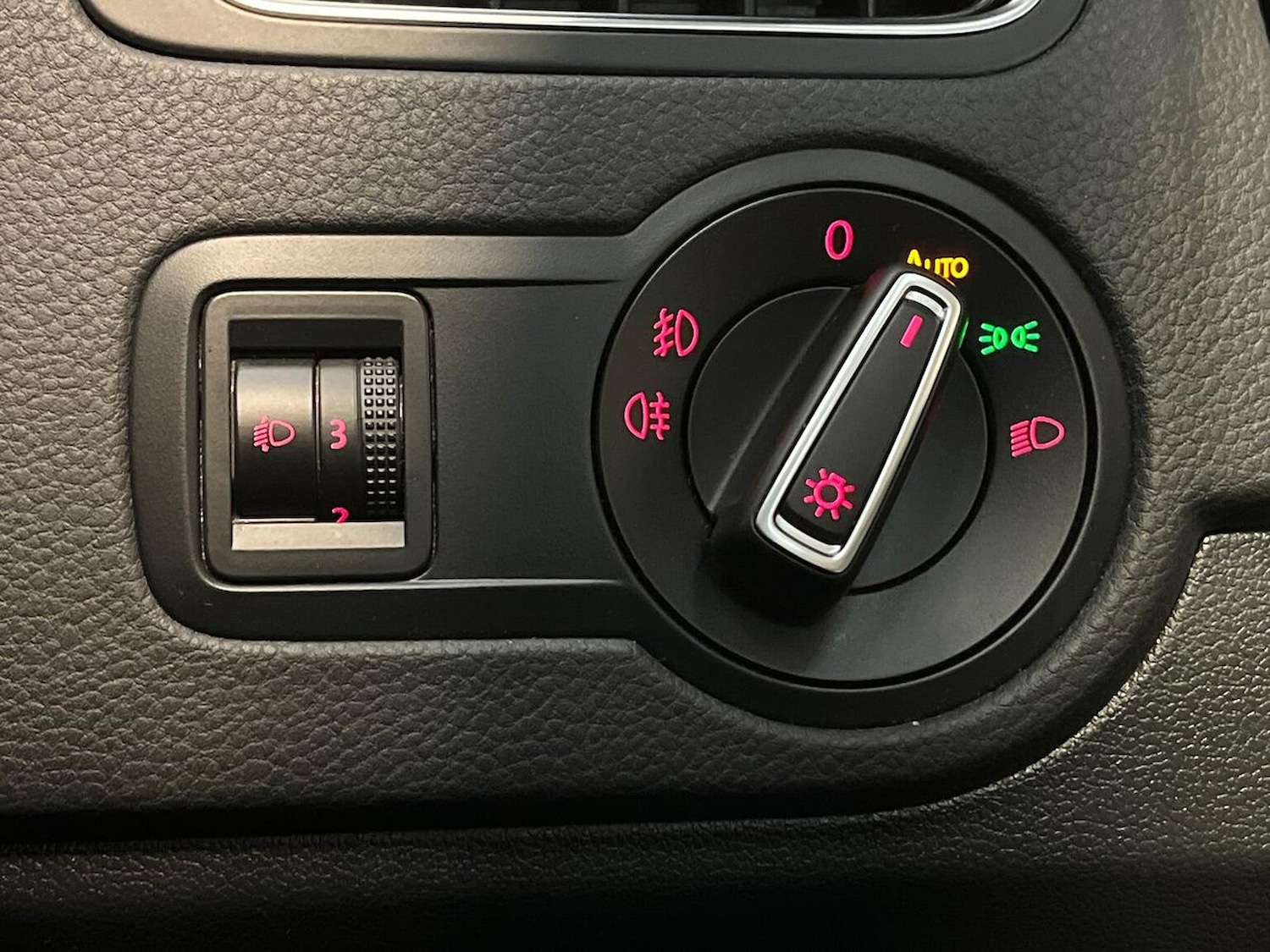 Used Volkswagen Polo 2017 for sale - 76455317: Photo 22