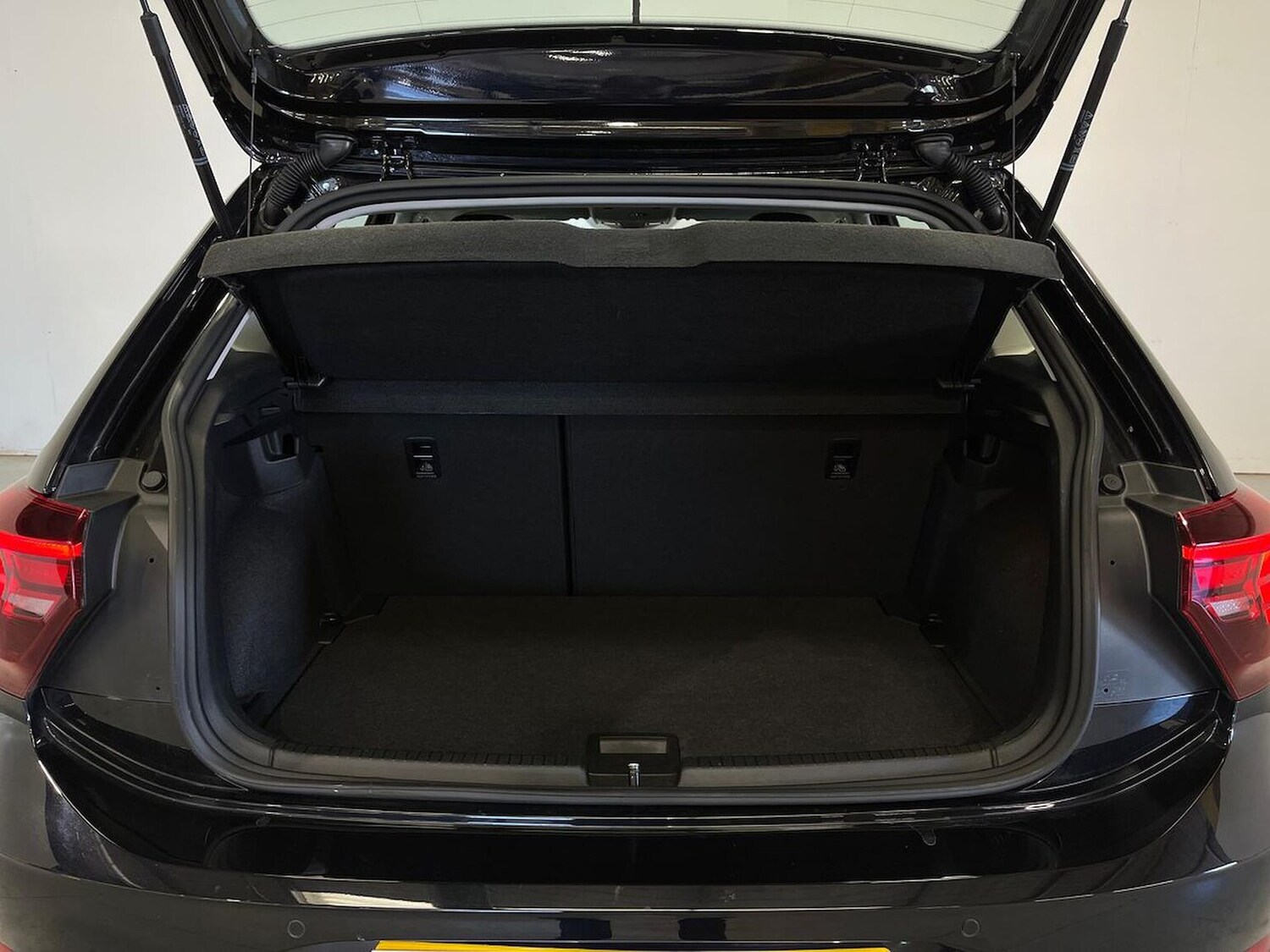 Used Volkswagen Polo 2024 for sale - 78195686: Photo 17