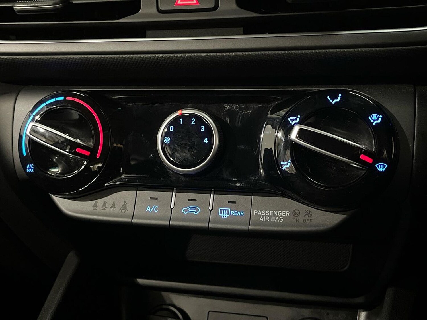 Used Hyundai KONA 2023 for sale - 78195715: Photo 12