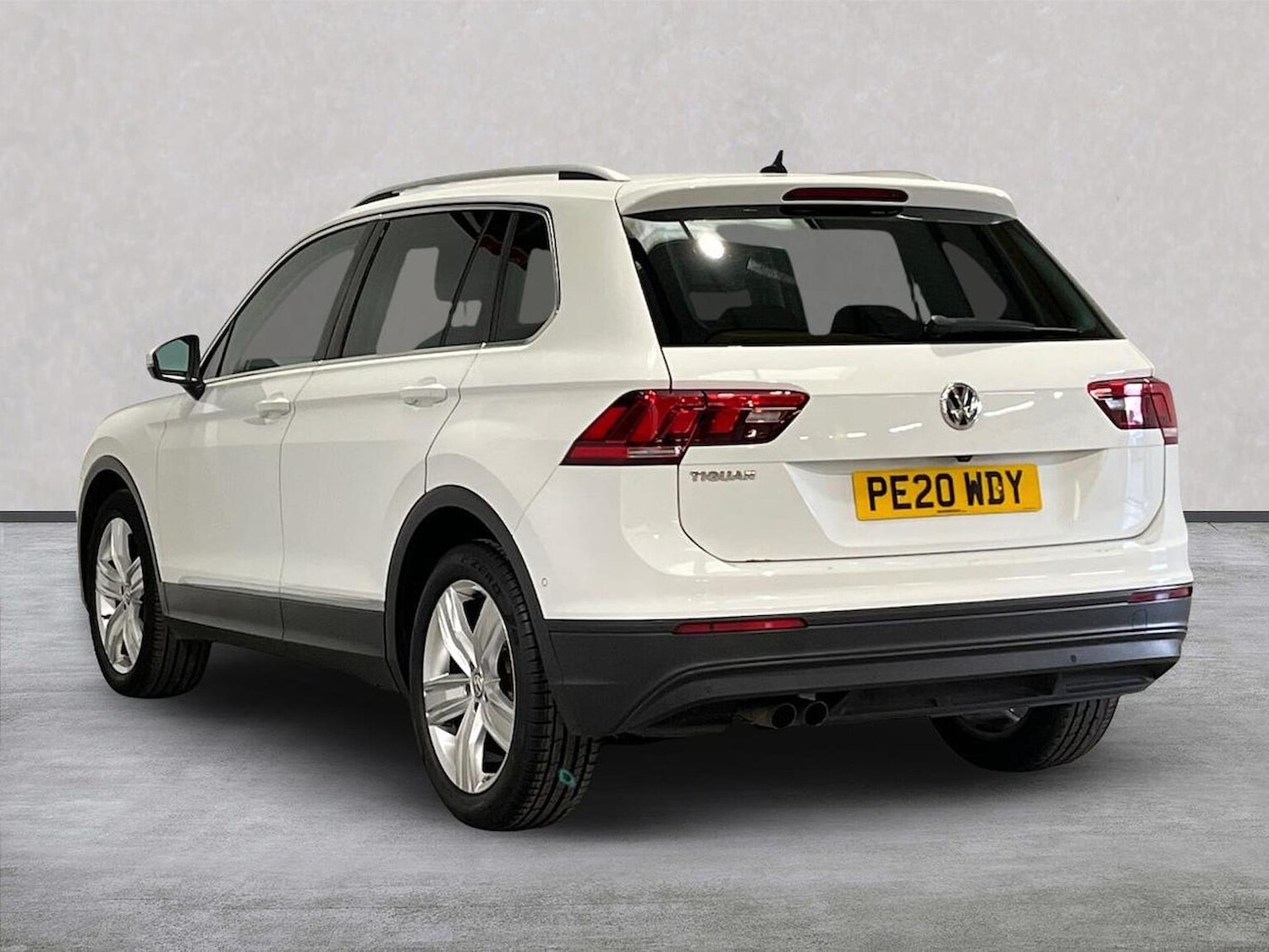 Used Volkswagen Tiguan 2020 for sale - 76706430: Photo 2