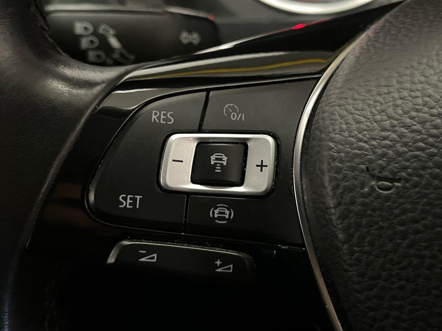 Used Volkswagen Tiguan 2020 for sale - 76706430: Photo 27