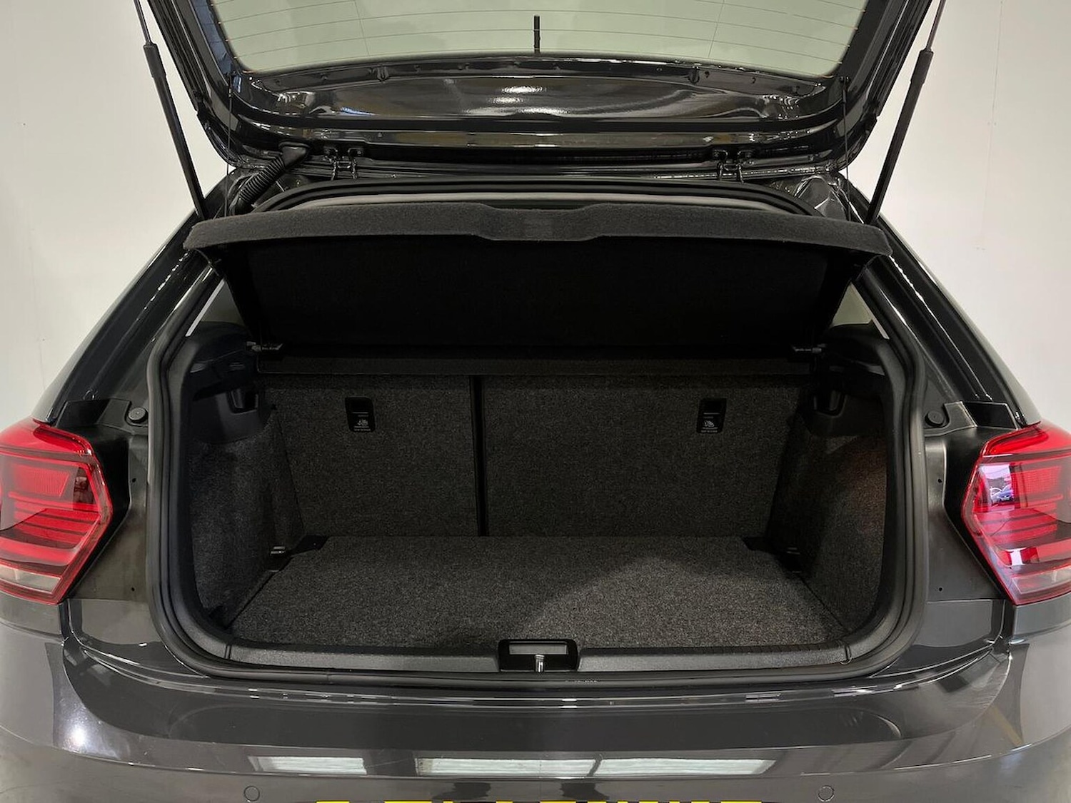 Used Volkswagen Polo 2020 for sale - 76720260: Photo 17