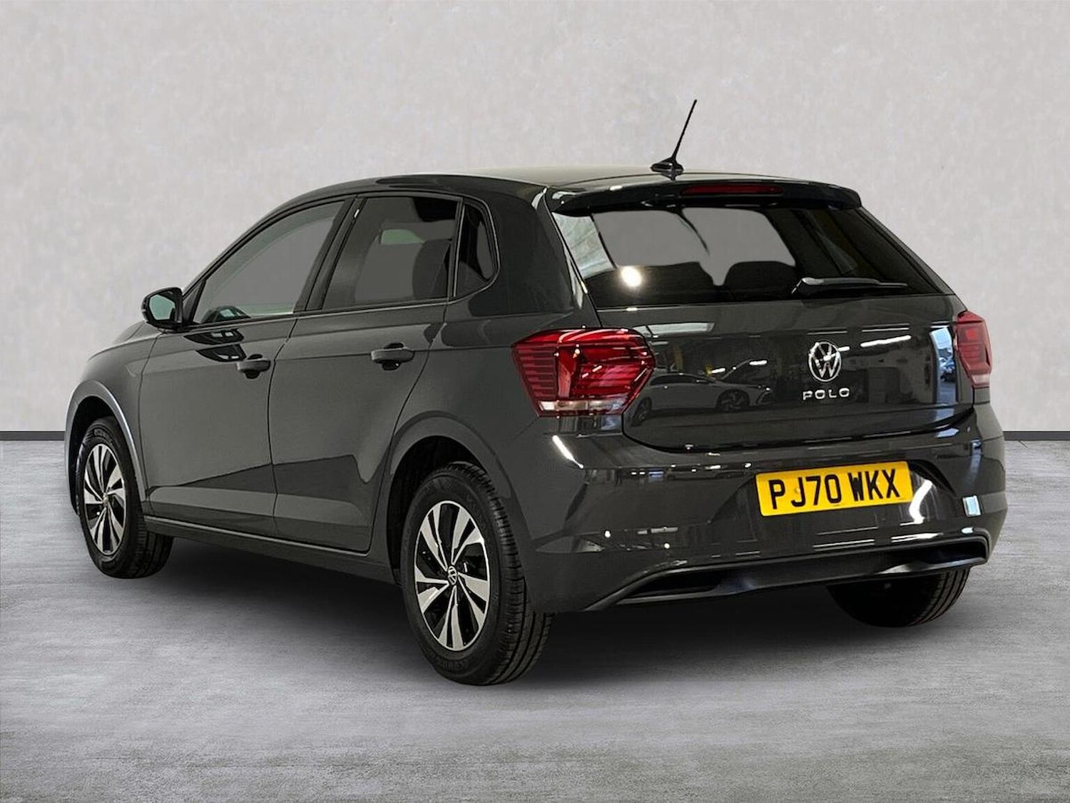 Used Volkswagen Polo 2020 for sale - 76720260: Photo 2