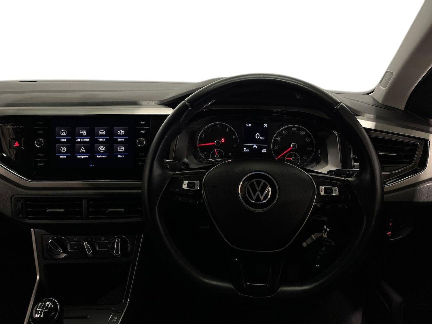 Used Volkswagen Polo 2020 for sale - 76720260: Photo 9