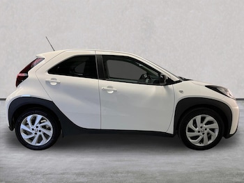 Used Toyota Aygo X 2023 for sale - 75907518: Photo