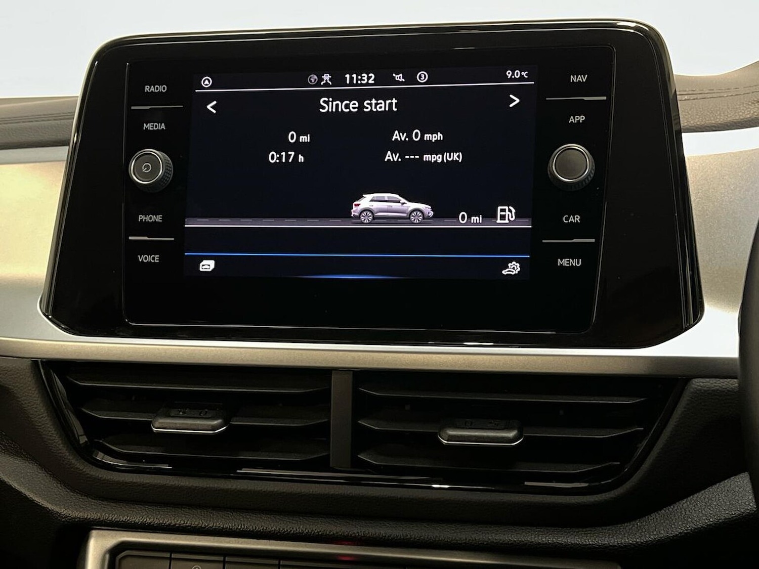 Used Volkswagen T-Roc 2022 for sale - 76638864: Photo 32