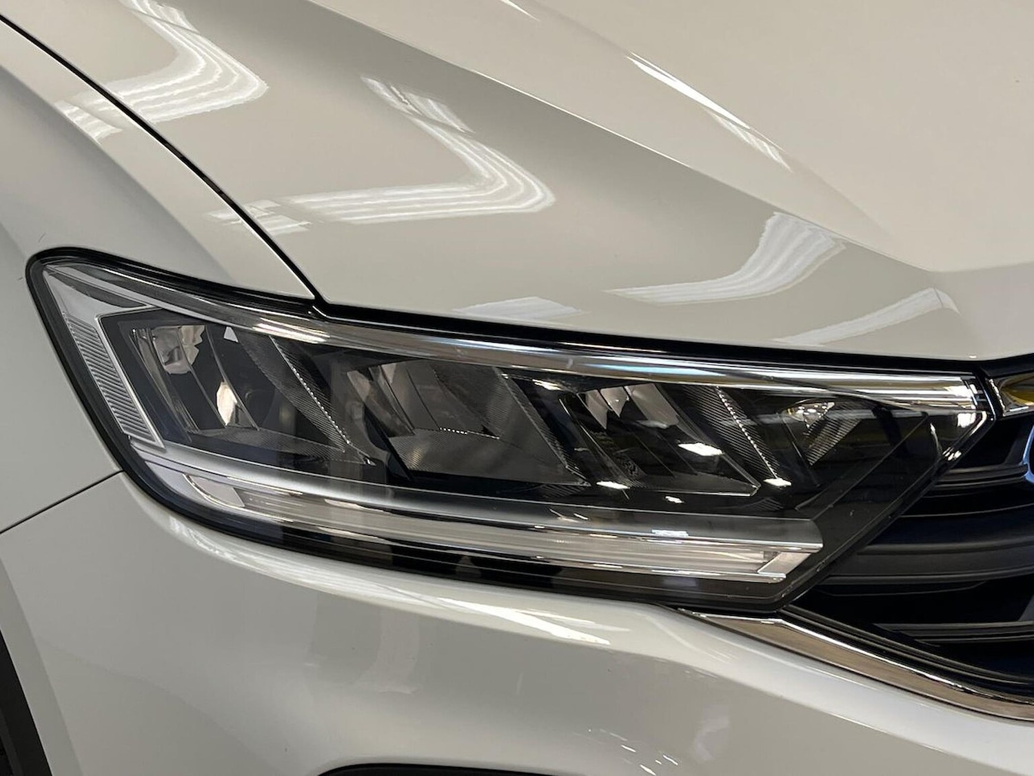 Used Volkswagen T-Roc 2022 for sale - 76638864: Photo 34