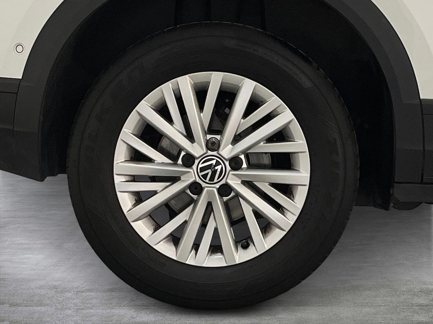 Used Volkswagen T-Roc 2022 for sale - 76638864: Photo 6