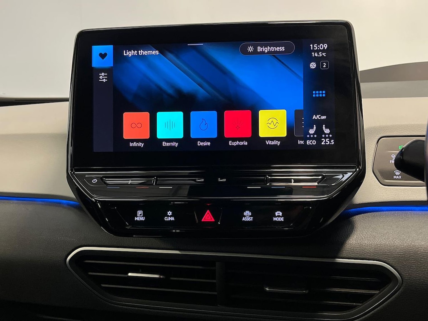 Used Volkswagen ID.3 2021 for sale - 76490513: Photo 25