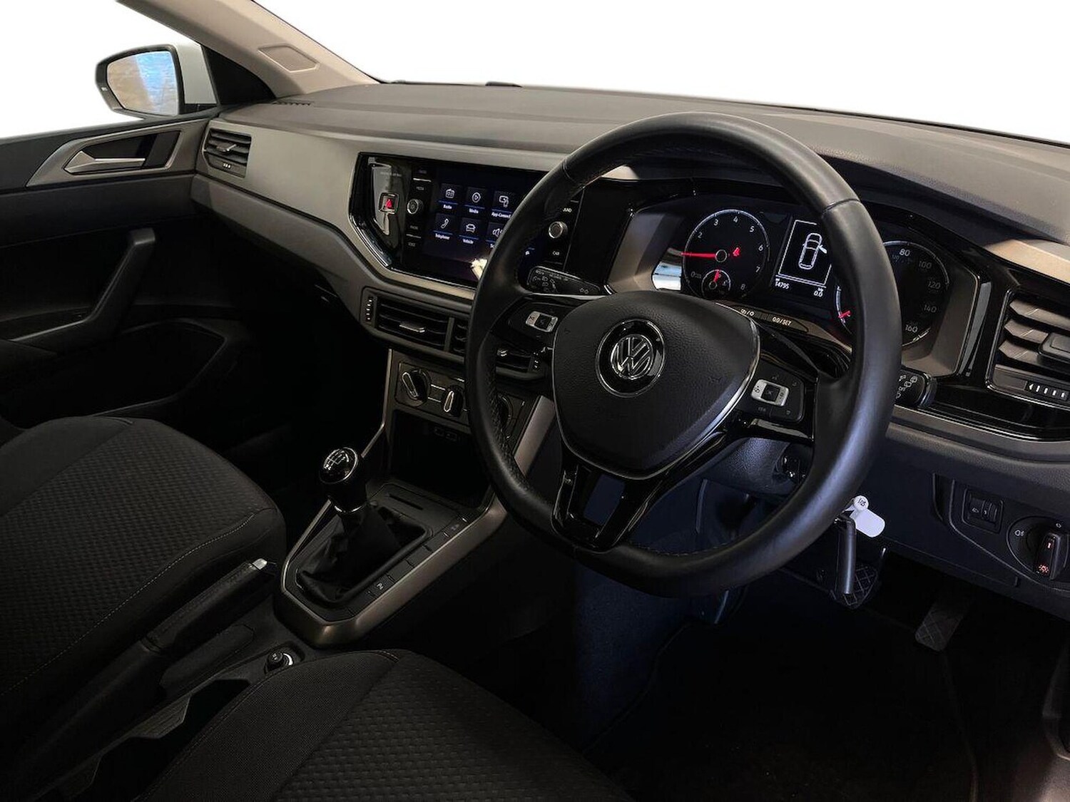 Used Volkswagen Polo 2019 for sale - 76064368: Photo 15