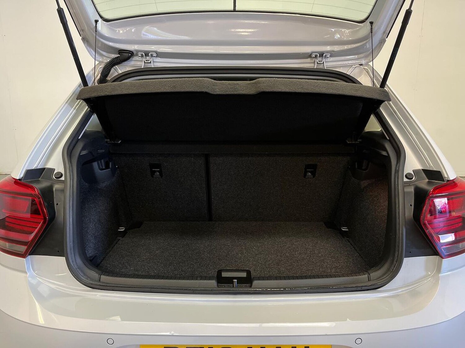 Used Volkswagen Polo 2019 for sale - 76064368: Photo 17
