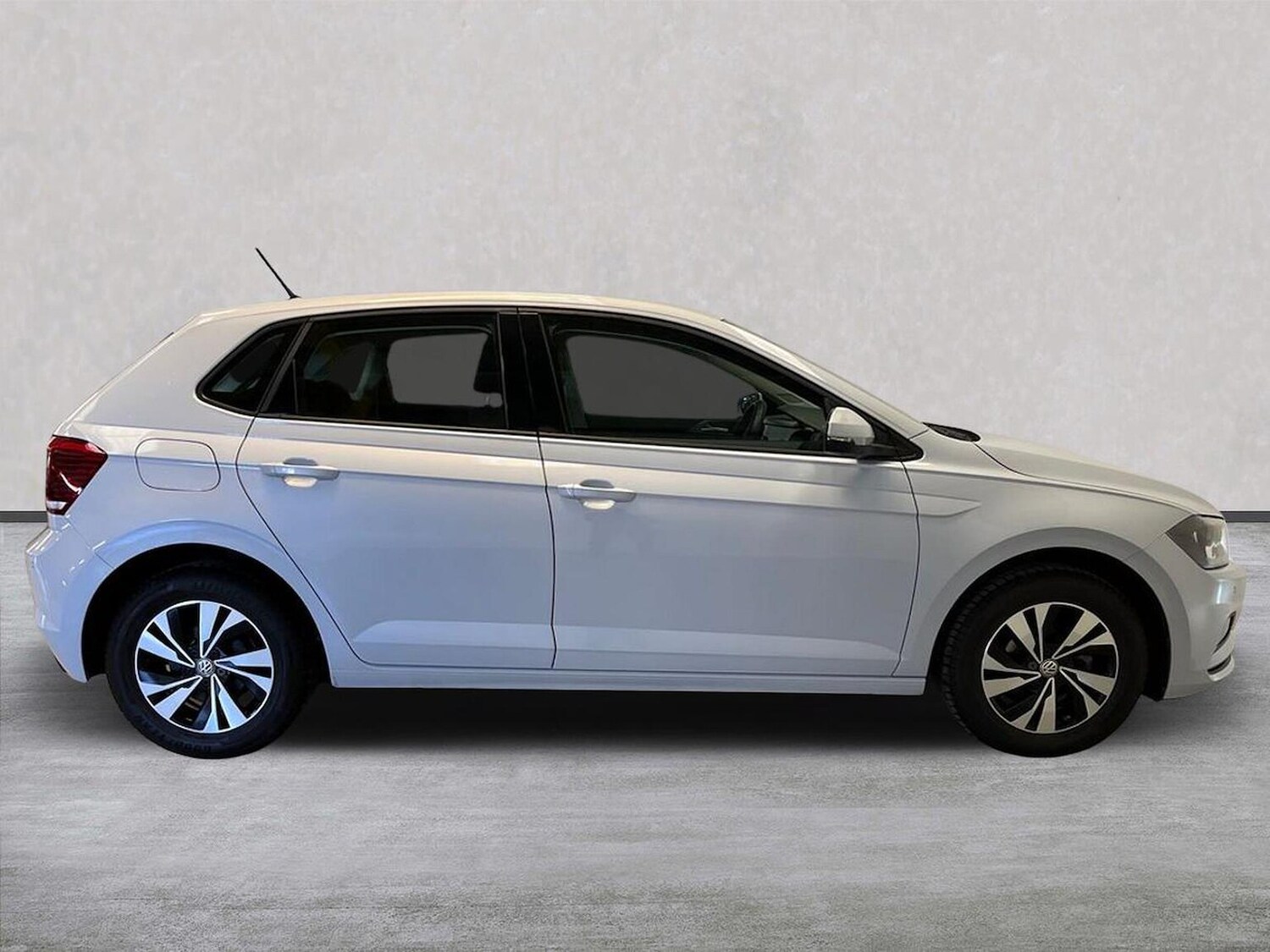 Used Volkswagen Polo 2019 for sale - 76064368: Photo 3