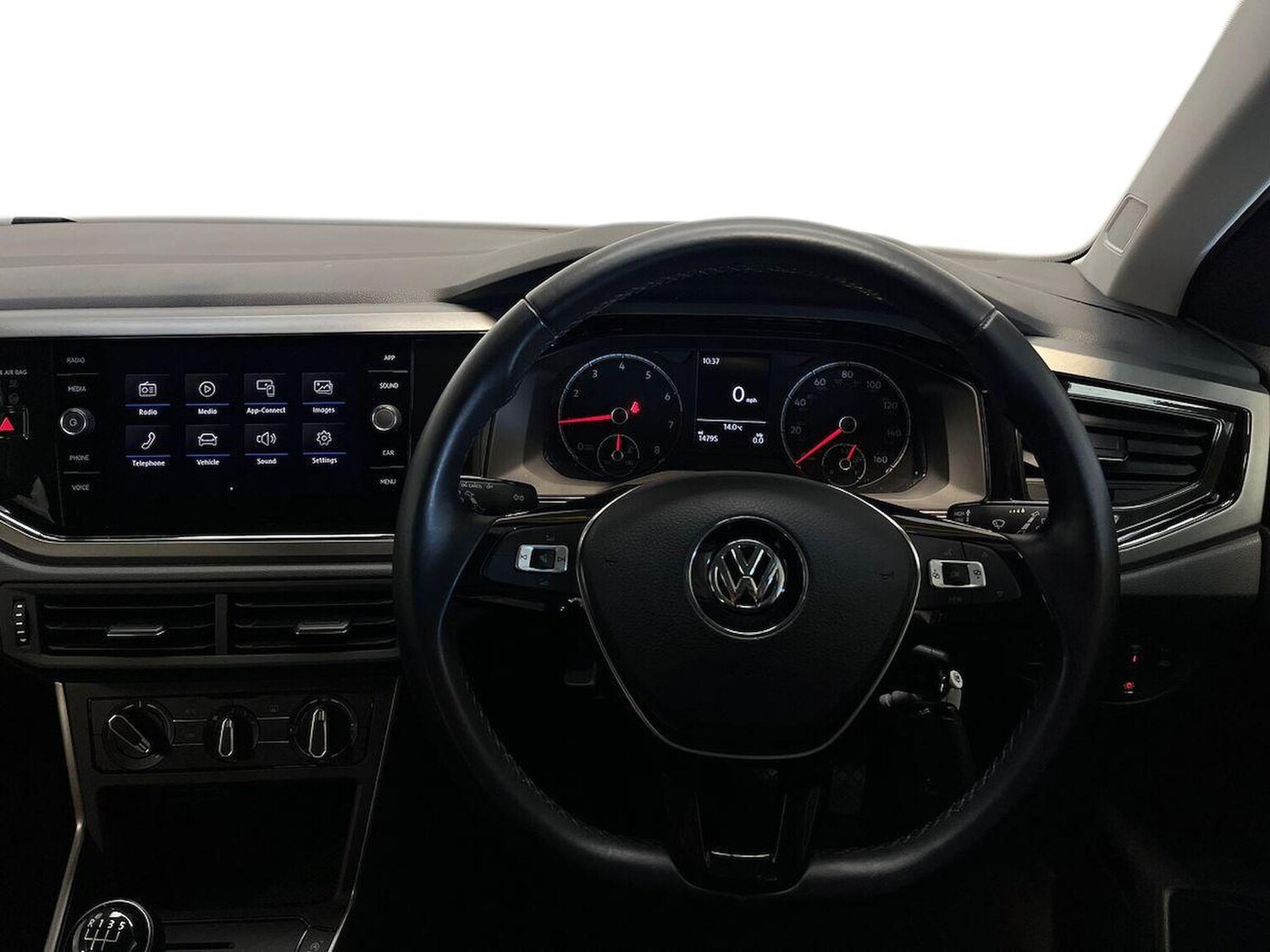 Used Volkswagen Polo 2019 for sale - 76064368: Photo 9
