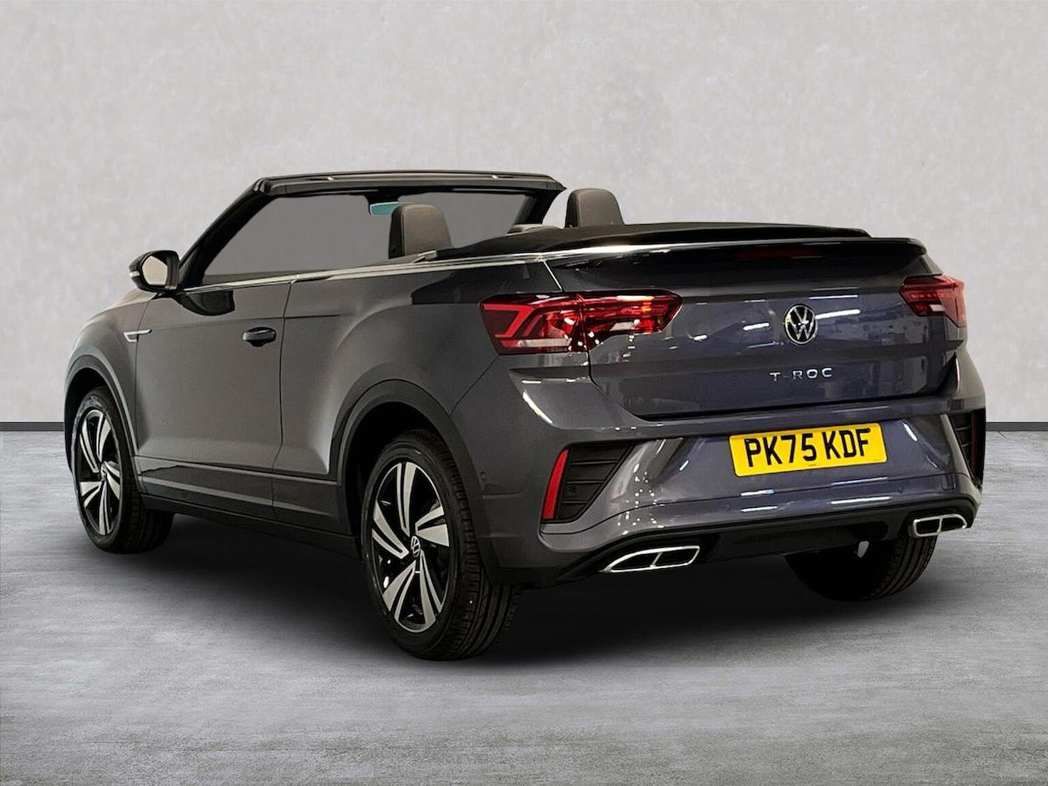 Used Volkswagen T-Roc 2025 for sale - 76164886: Photo 2