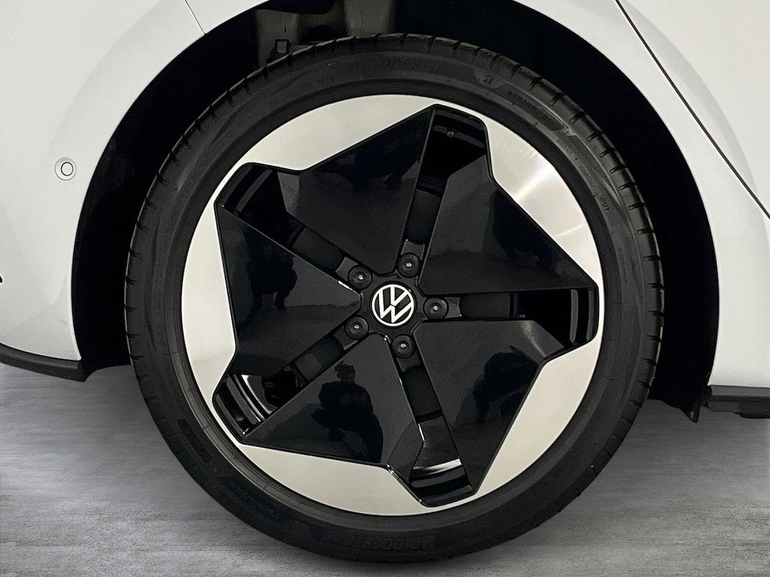 Used Volkswagen ID.3 2025 for sale - 76924546: Photo 6
