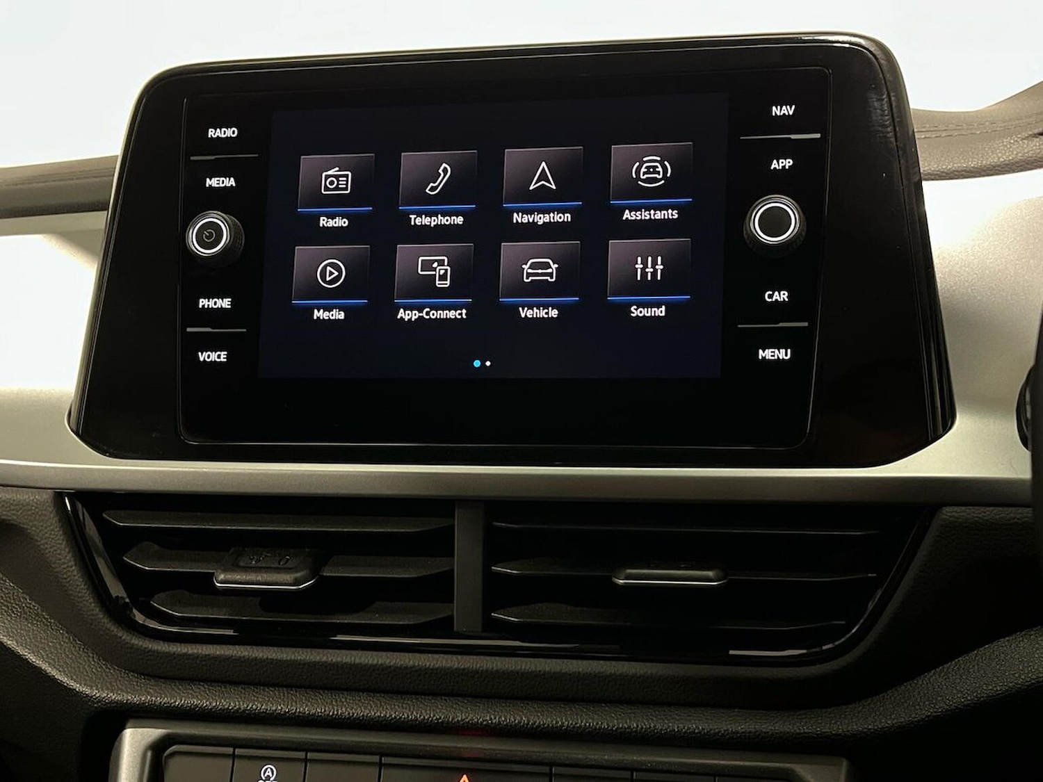 Used Volkswagen T-Roc 2024 for sale - 78064431: Photo 11