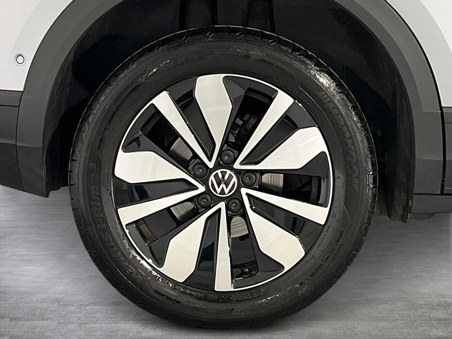 Used Volkswagen T-Roc 2024 for sale - 78064431: Photo 6