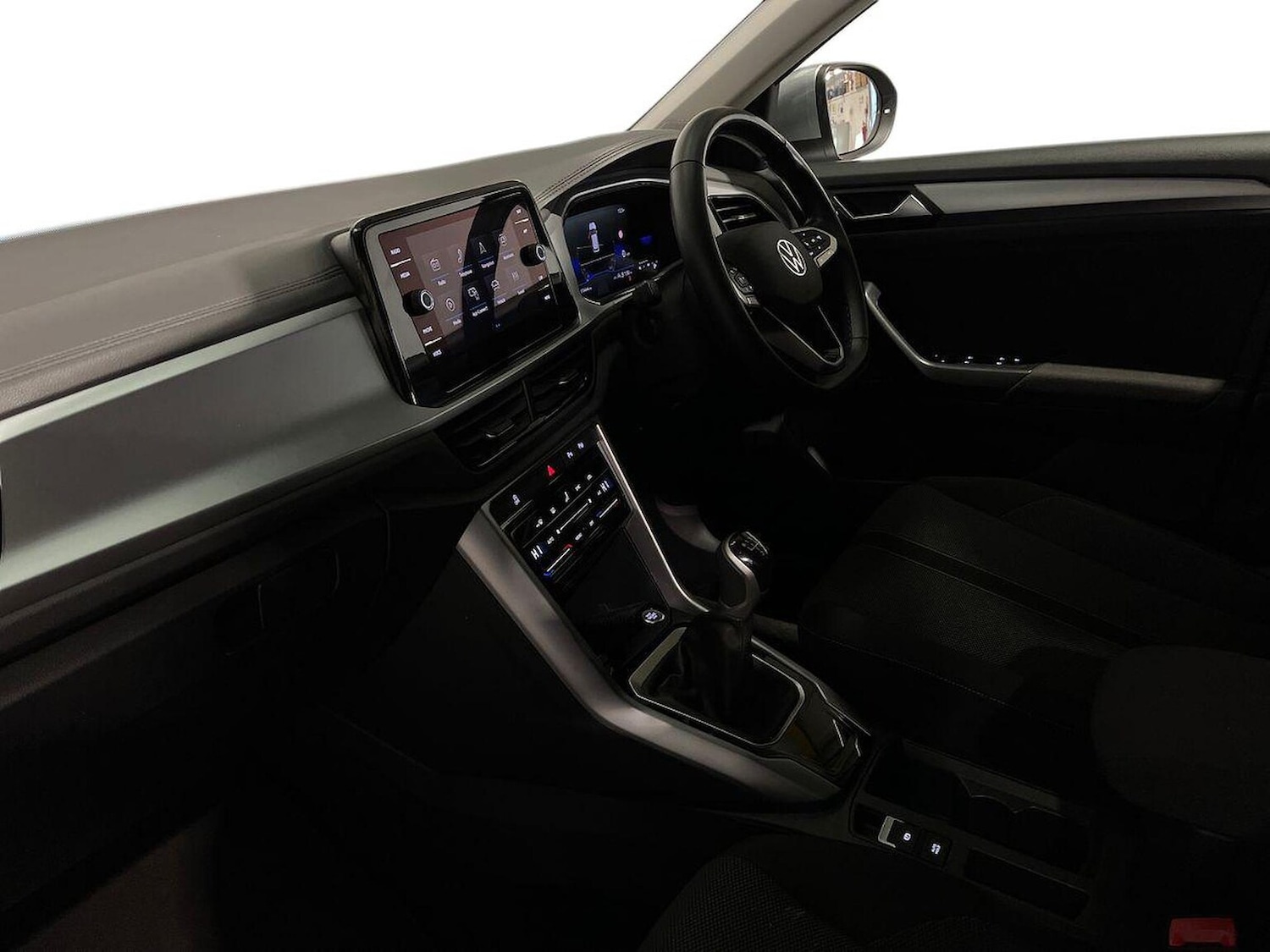 Used Volkswagen T-Roc 2024 for sale - 78064431: Photo 7