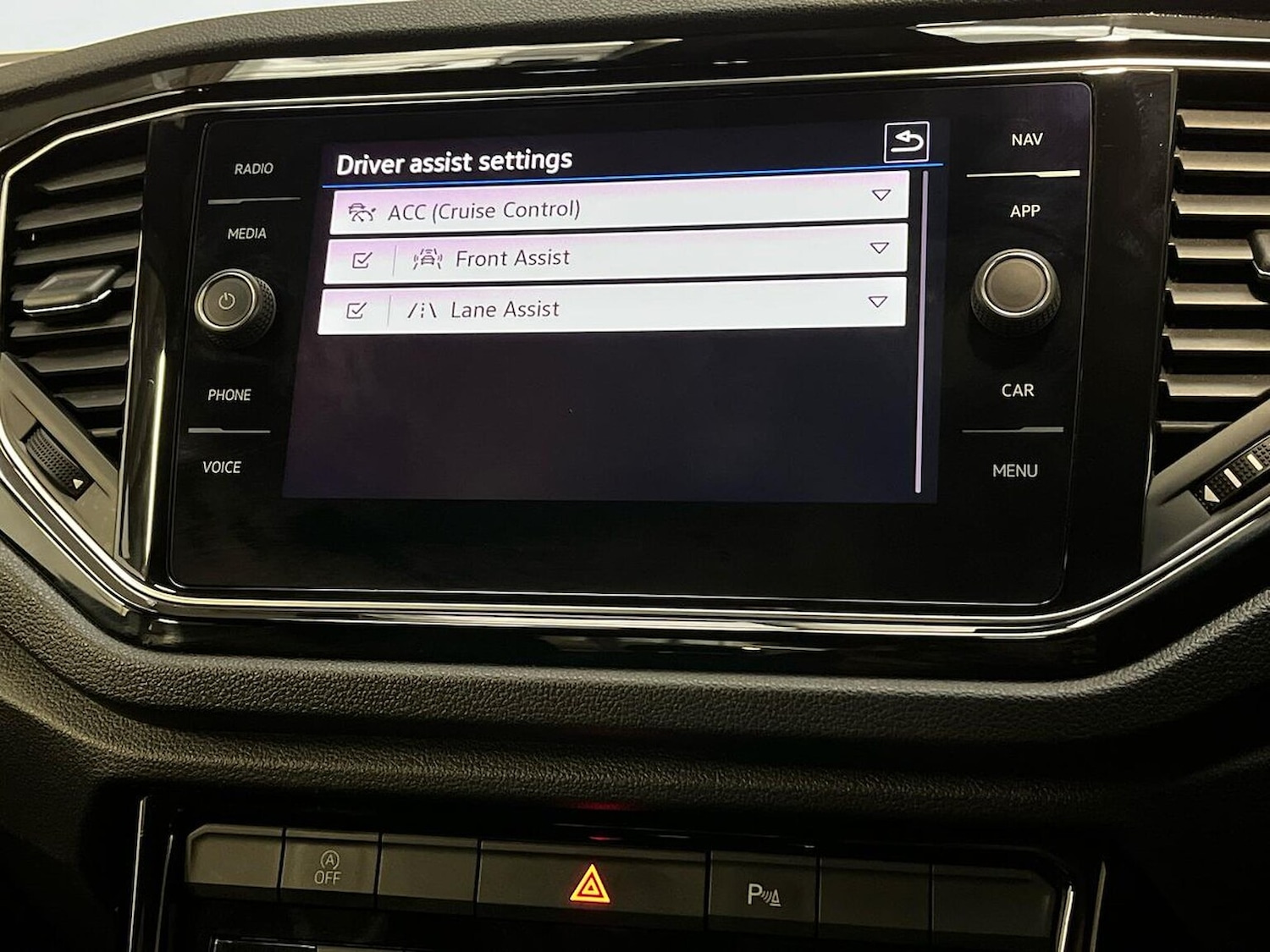 Used Volkswagen T-Roc 2022 for sale - 76305371: Photo 25