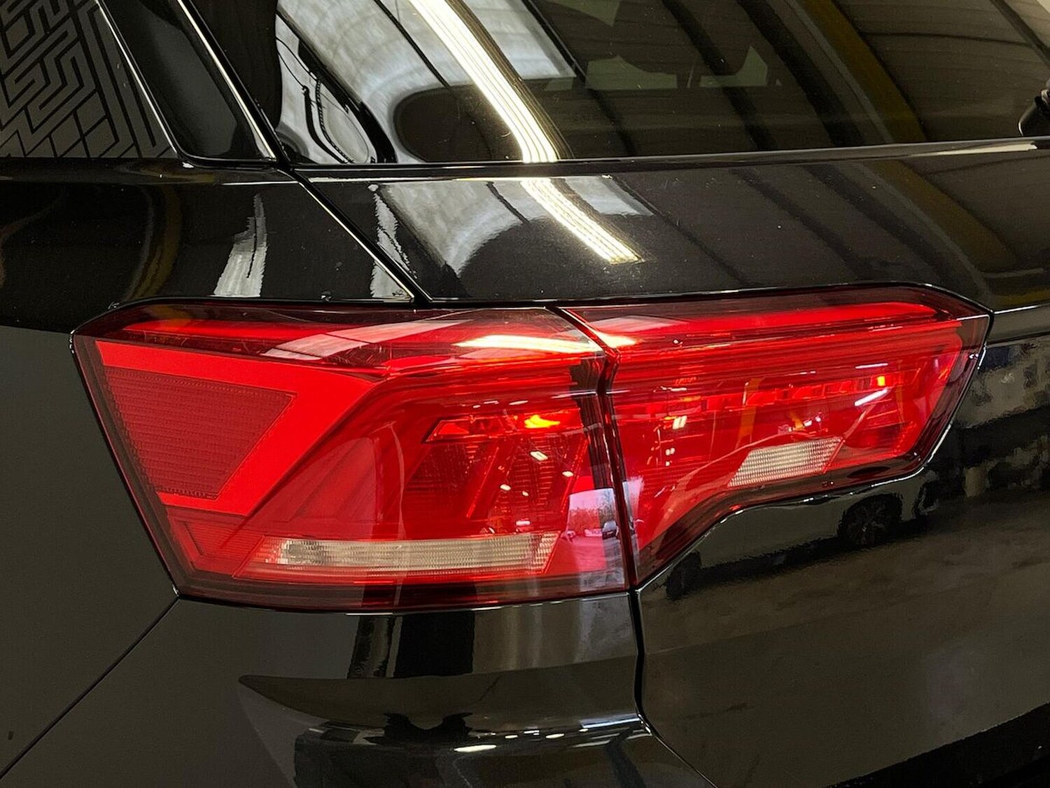 Used Volkswagen T-Roc 2022 for sale - 76305371: Photo 36